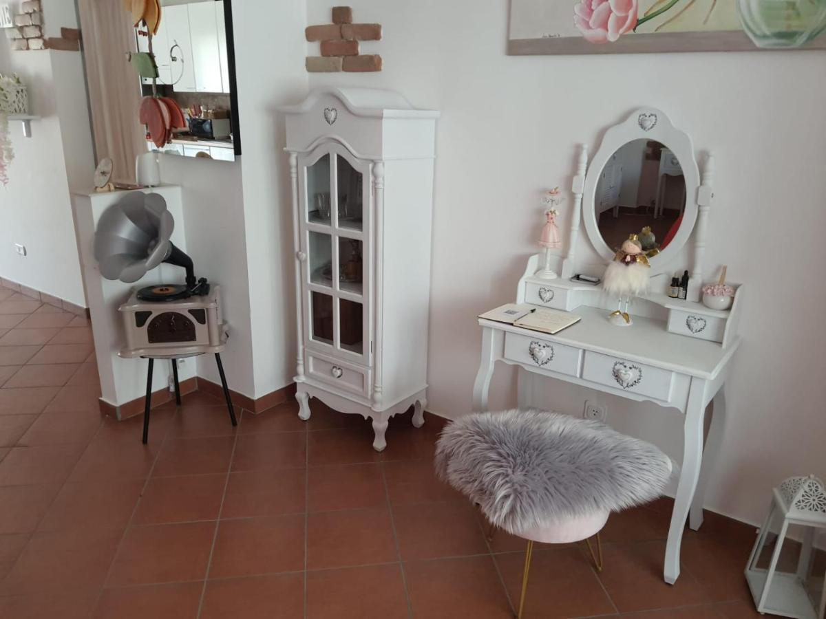 Shabby Chic Rooms Con Cucina E Giardino Privato Pomarico 외부 사진